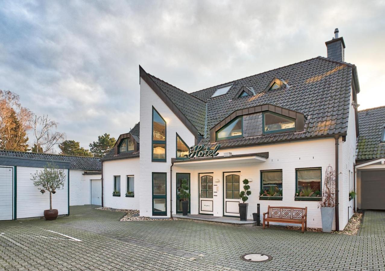 Hotel Zur Krone Meerbusch Ngoại thất bức ảnh